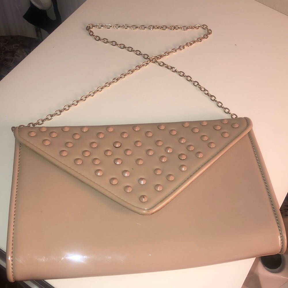 Nude Clutch